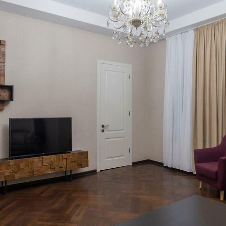 Golden Nugget Apartment Tbilisi Exterior photo