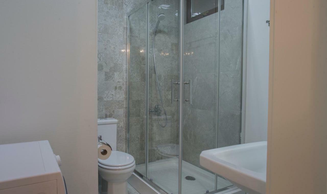 Golden Nugget Apartment Tbilisi Exterior photo